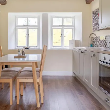 Holiday home Dove *